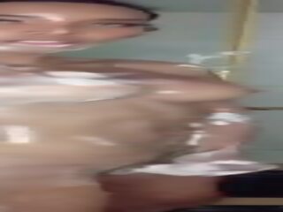 Shasha's charming Soapy Shower
