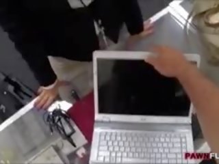 Stor kanner virksomhet unge kvinne knullet av pawnshop keeper