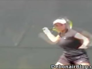 跳跃 鲣鸟 的 sania mirza 无 裸露