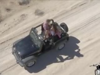 Slutty mercedez dostat spotted podle drone vyzvědač