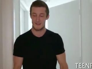 Enticing 小 法律 年齡 可愛 x 額定 電影 vid 視頻 場景