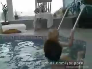 英语 裸体主义者 乱搞 由 该 水池