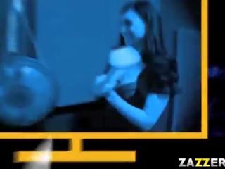 Jb רוֹדֵאוֹ הזנות ניקי capone שלו גדול נַקָר ל בליעה